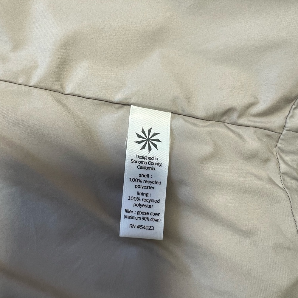 Athleta Gray Taupe Goose Down Quilted Vest - Picture 9 of 15